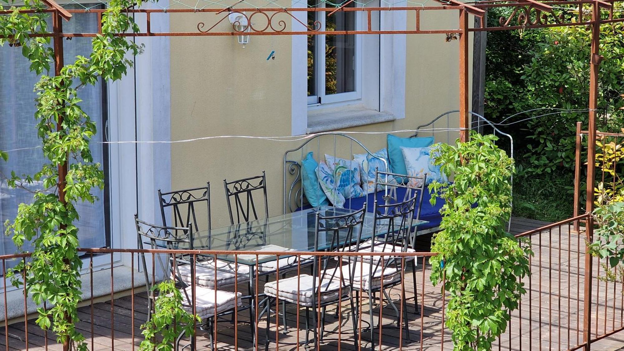 Le Mazet Josephine Villa Blauzac  Exterior photo